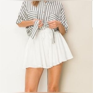 NWT white paperbag short size Small